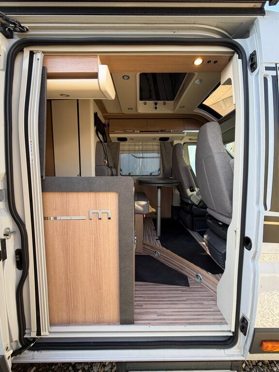 Van 640 LE Charming Comfort GT