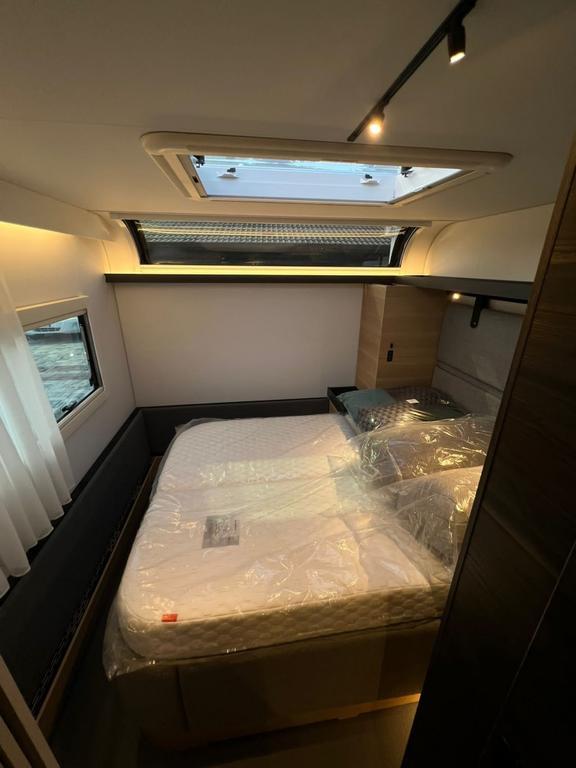 Adora 2021 ASTELLA 644 DP