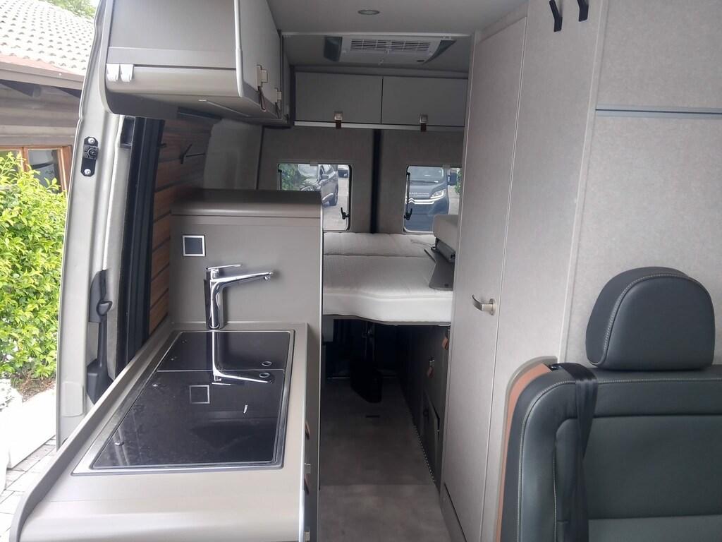 Hymer Camper Van Grand Canyon S auto