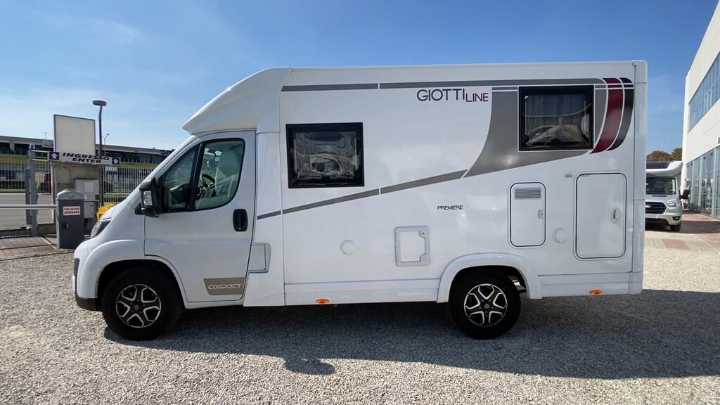 Compact CX60 Premiere Edition auto