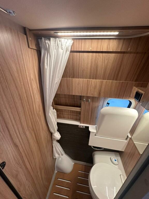 Hymer Camper Van Grand Canyon S auto HYMER GRAND CANYON S CAMBIO AUTOMATICO