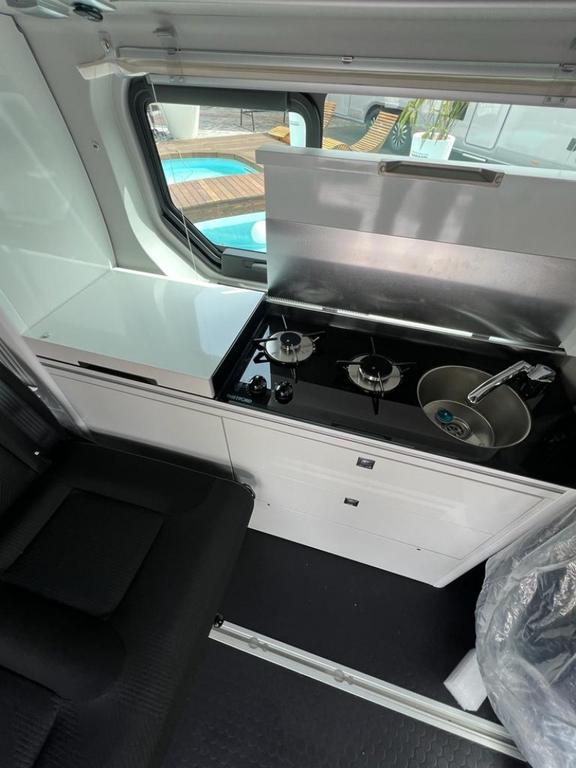 Minivan 2023 Active Pro auto