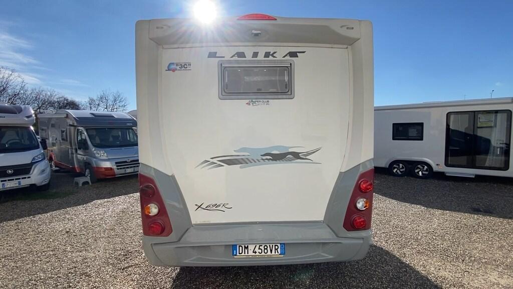 Serie X 696 R