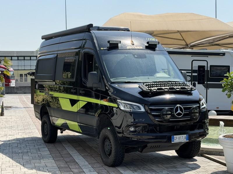 Hymer Camper Van Grand Canyon S Crossover auto