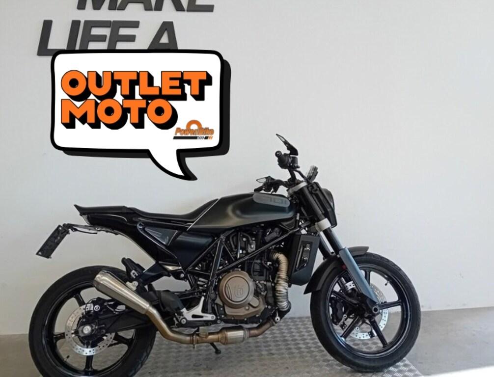 Husqvarna Svartpilen 701 2020 usata