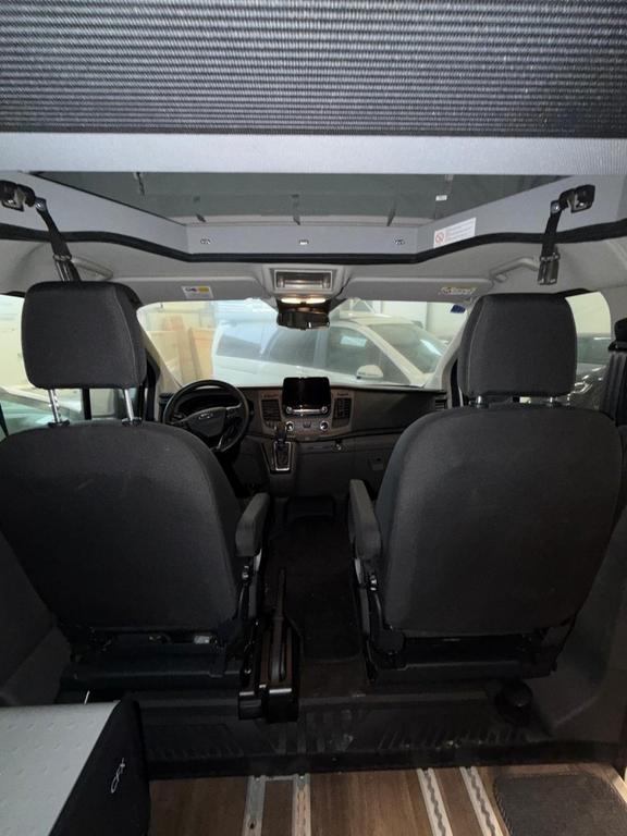 Globevan Camp Two auto