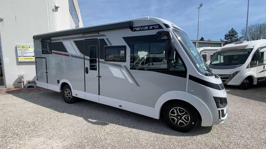 Nevis 870 auto