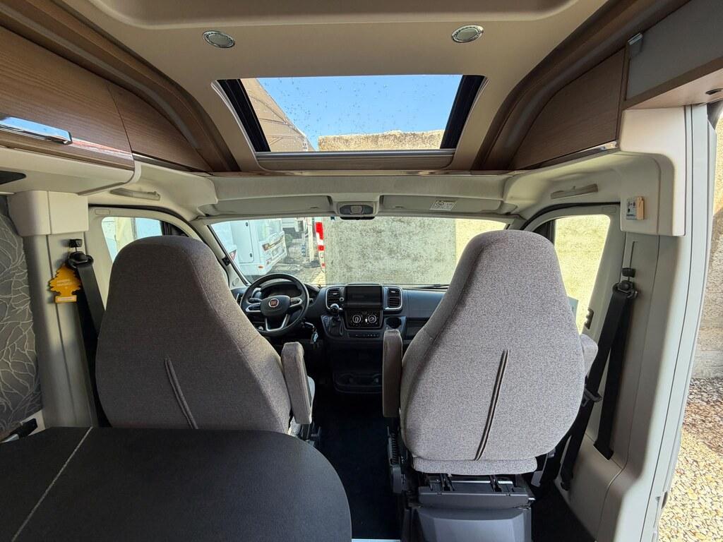 Van 640 LE Charming Comfort GT