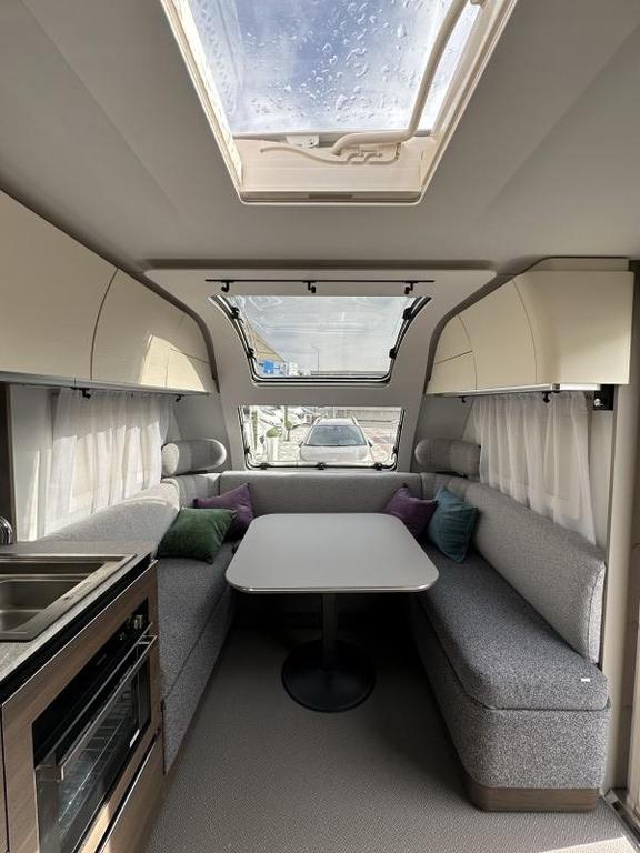 Alpina ALPINA 763 UK Caravan Adria Alpina 763 UK