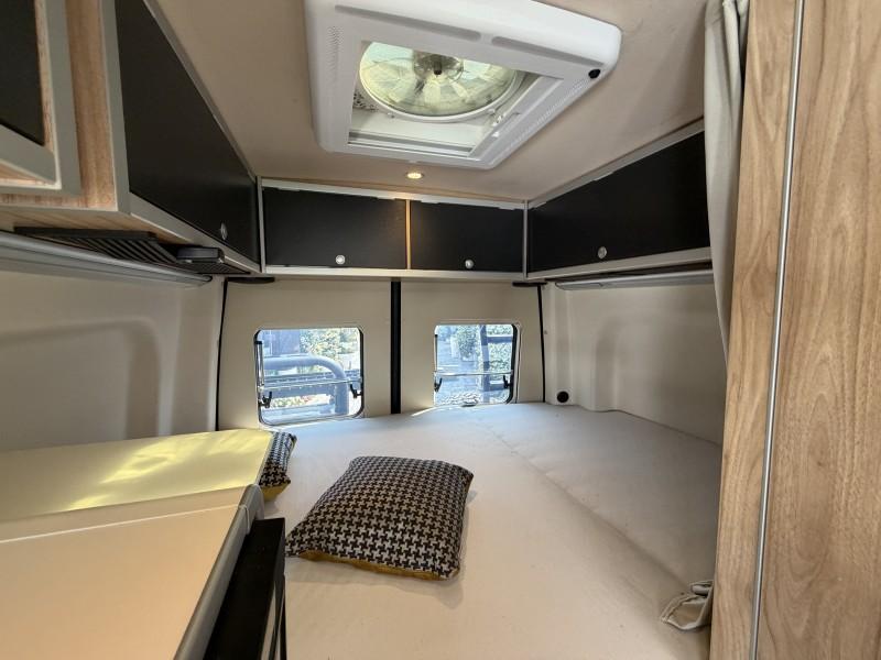 Hymer Camper Van Grand Canyon S Crossover auto