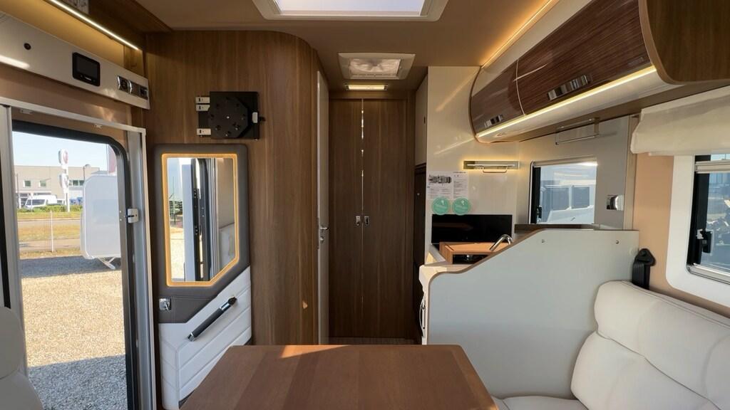 K-Yacht TeknoLine 64 AUTOMATICO