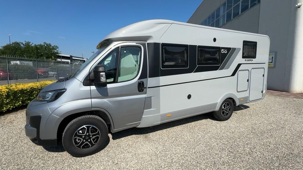 Compact DL 60Y auto