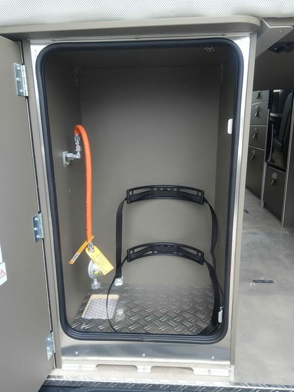 Hymer Camper Van Grand Canyon S auto