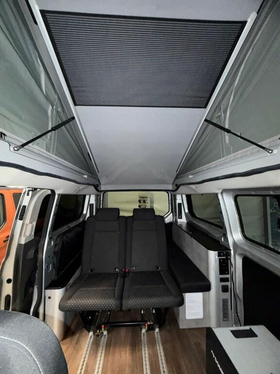Globevan Camp Two auto