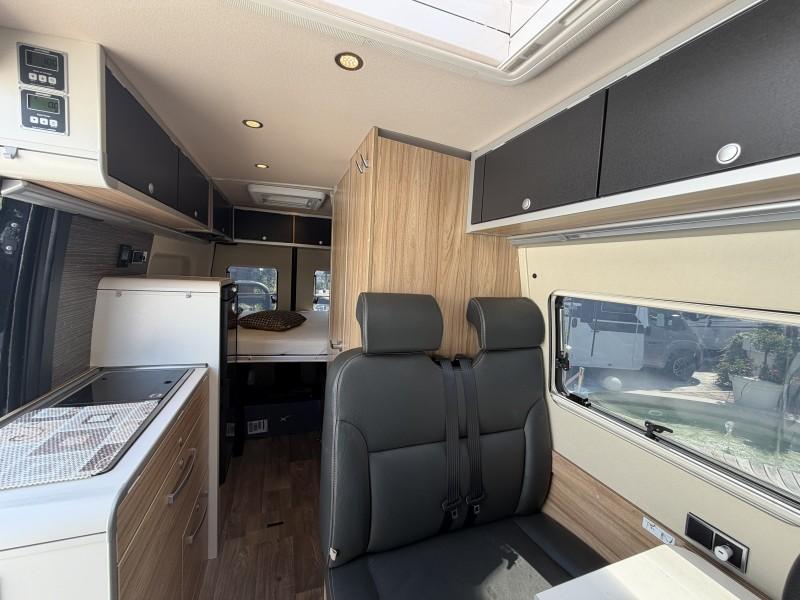 Hymer Camper Van Grand Canyon S Crossover auto