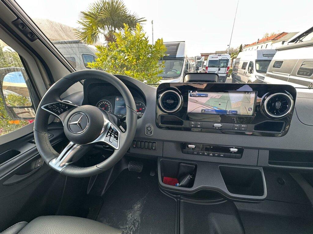 Hymer Camper Van 2020 Grand Canyon S 700 auto