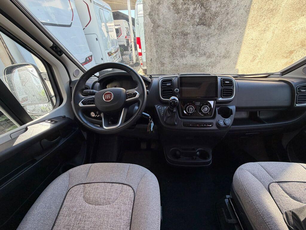 Van 640 LE Charming Comfort GT