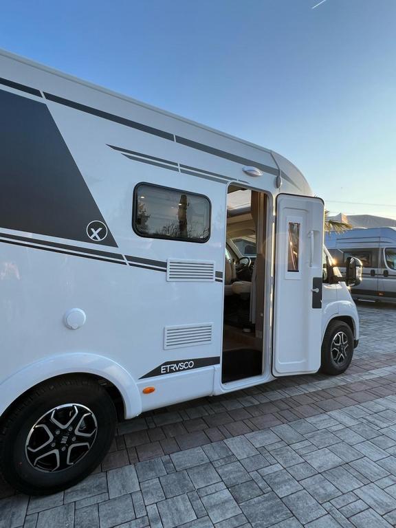 Serie T T 5900 FB Complete Selection auto