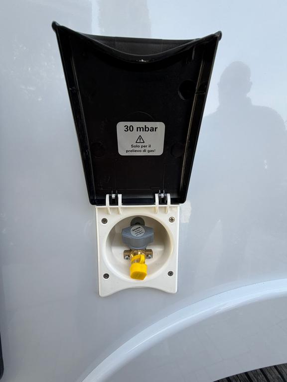 Zefiro Profilati 295 TL auto