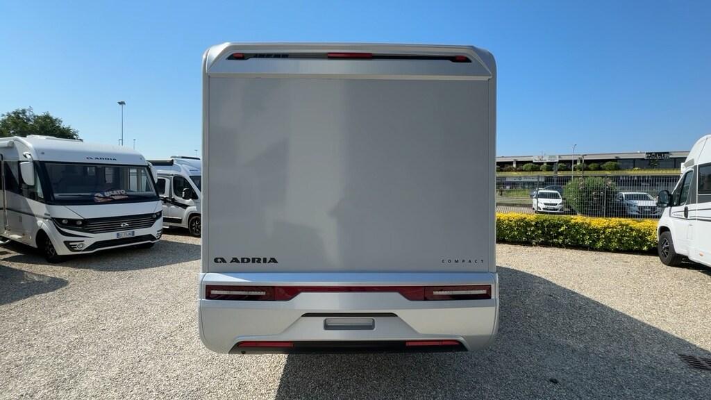 Compact DL 60Y auto