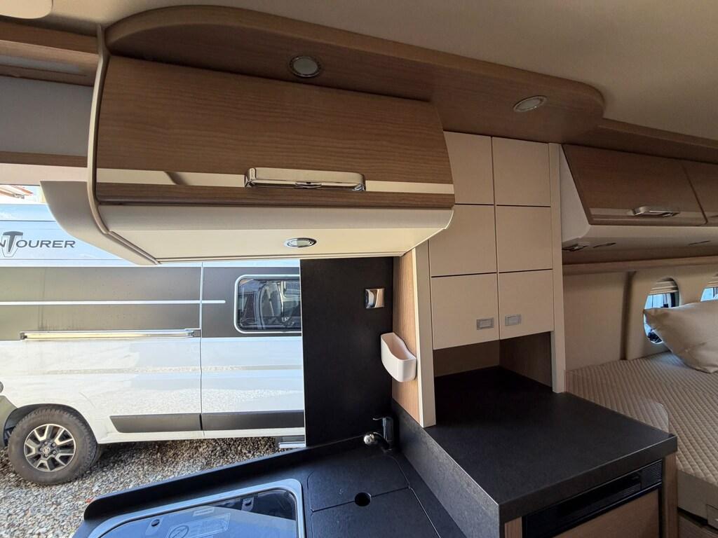 Van 640 LE Charming Comfort GT