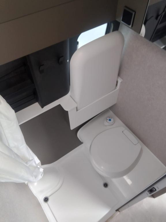 Hymer Camper Van Grand Canyon S auto