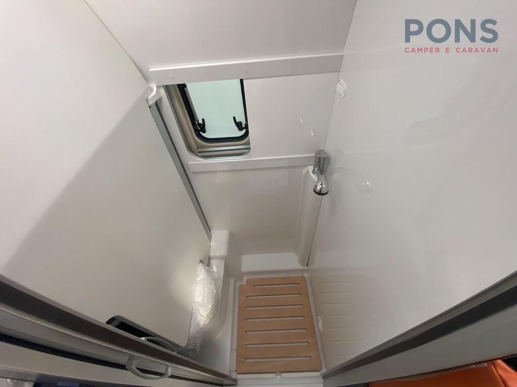 Kosmo Supremo Azzurro Capri Campervan
